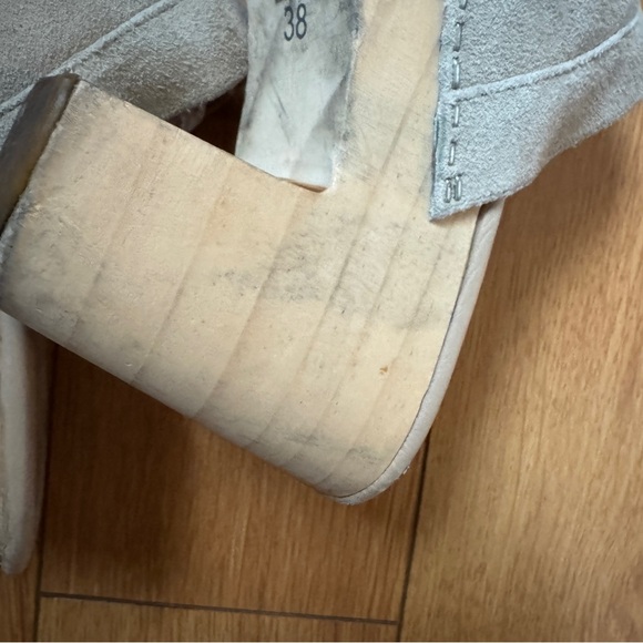 Free People Suede Clogs Mules Nude size 38/7.5 - Picture 7 of 7